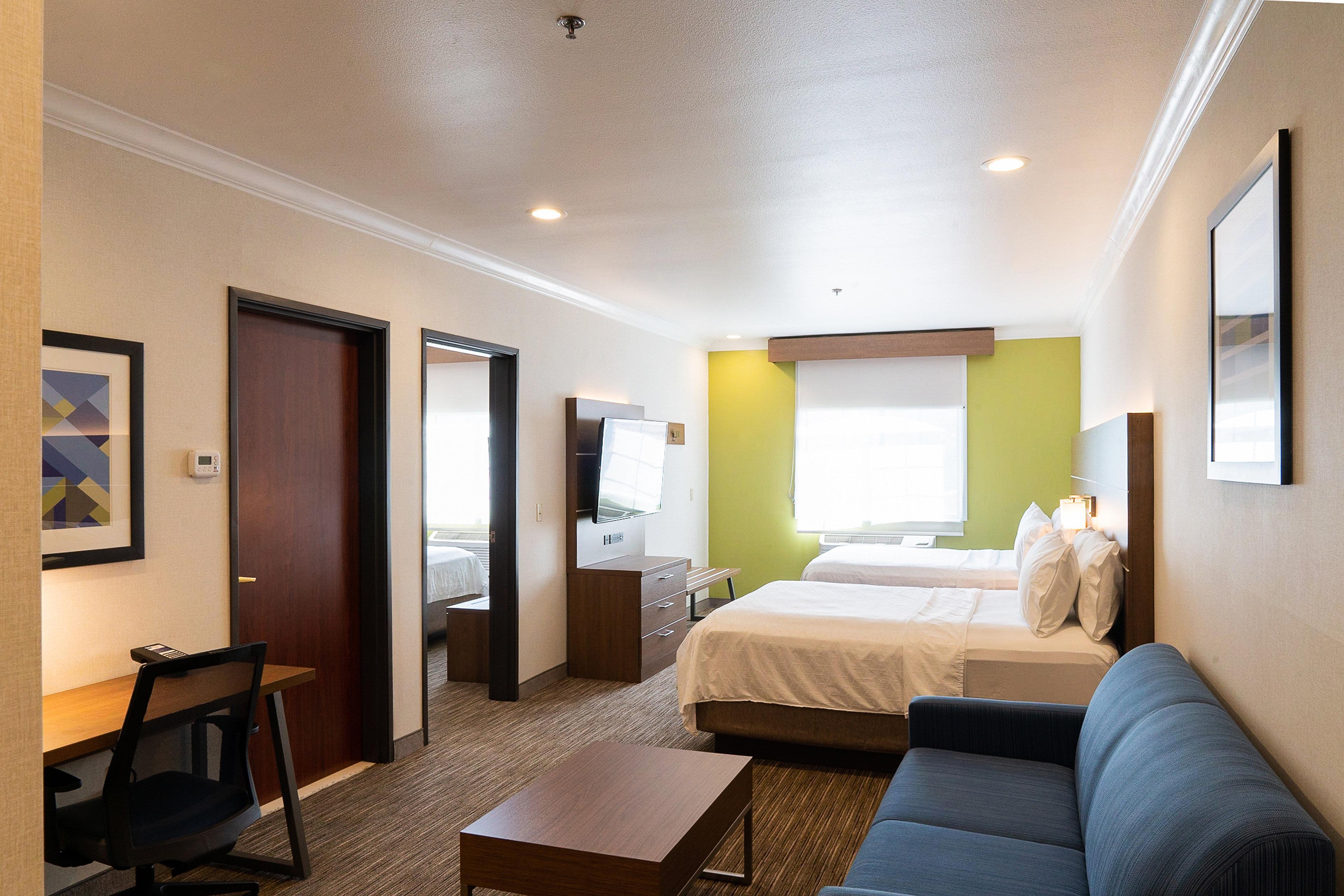 Holiday Inn Express Davis-University Area By Ihg Exterior photo