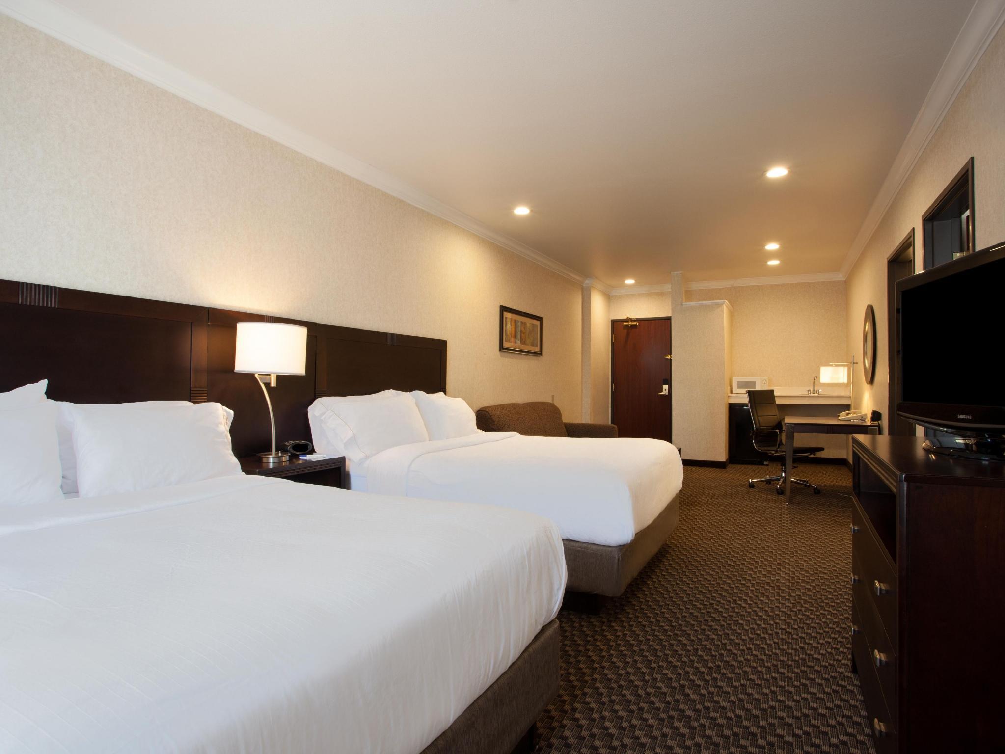 Holiday Inn Express Davis-University Area By Ihg Exterior photo